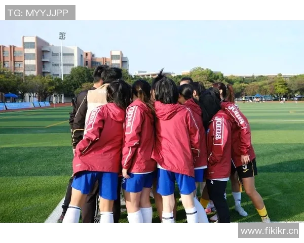 深圳足球队逆袭之旅的真实故事与奋斗精神全记录 深圳足球队逆袭之旅的真实故事与奋斗精神全记录