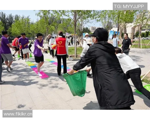 以社区体育为纽带推动全民健身提升居民幸福感与生活质量的探索与实践 以社区体育为纽带推动全民健身提升居民幸福感与生活质量的探索与实践